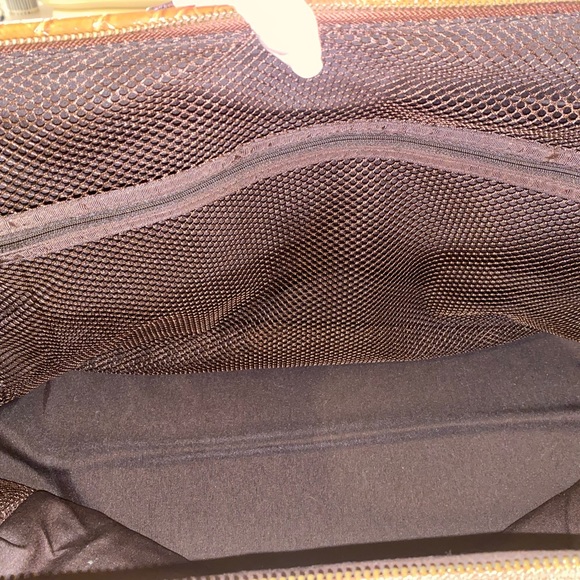 “The Limited” Luggage / Tote / Carry On / Overnight Bag. - Picture 11 of 11